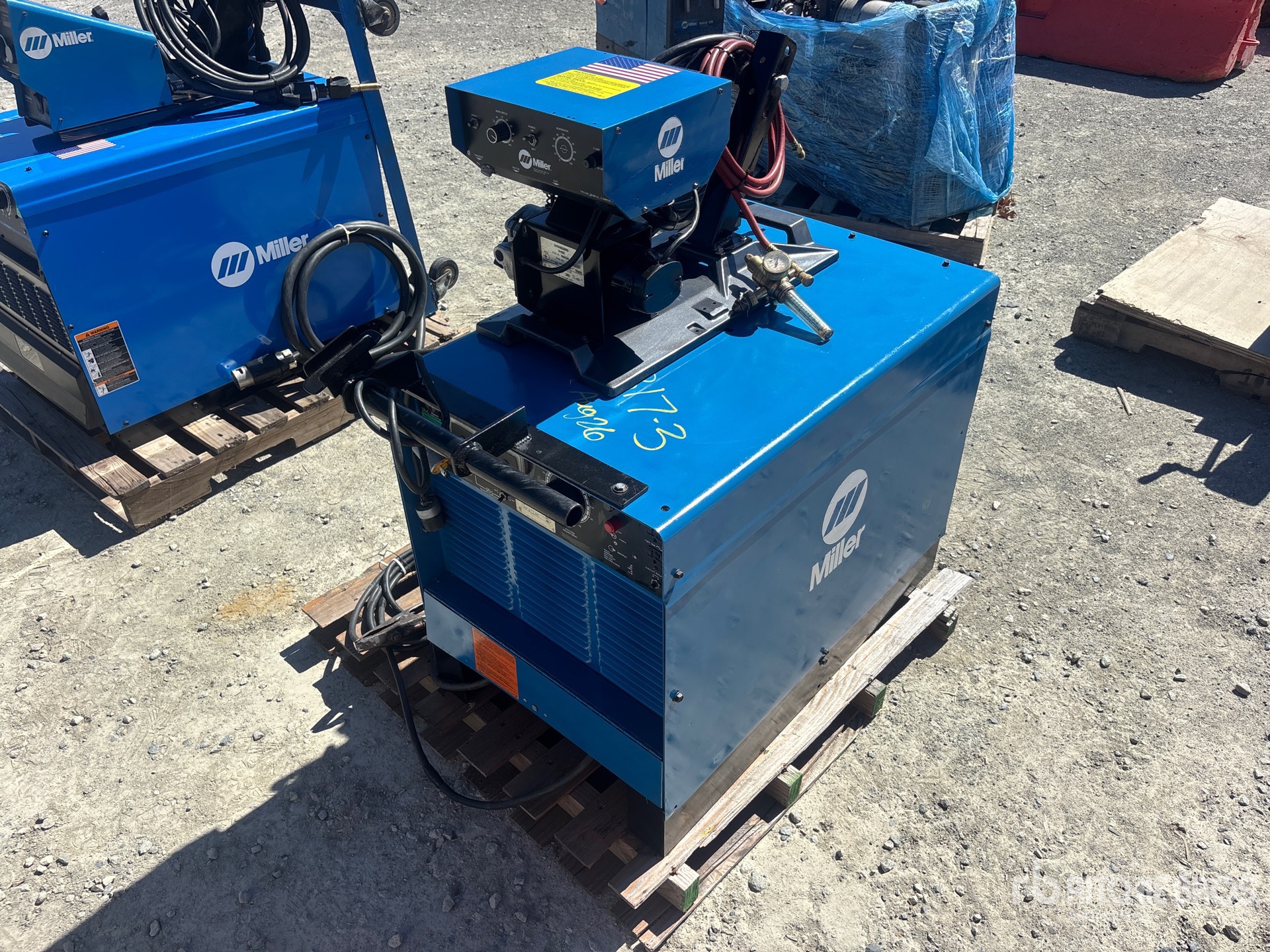 1988 Miller Deltaweld 450 81 A Skid-Mounted Multi-Process Electric Welder
