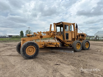 Champion D-600 Motor Grader