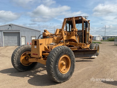 Champion D-600 Motorgradermaschine
