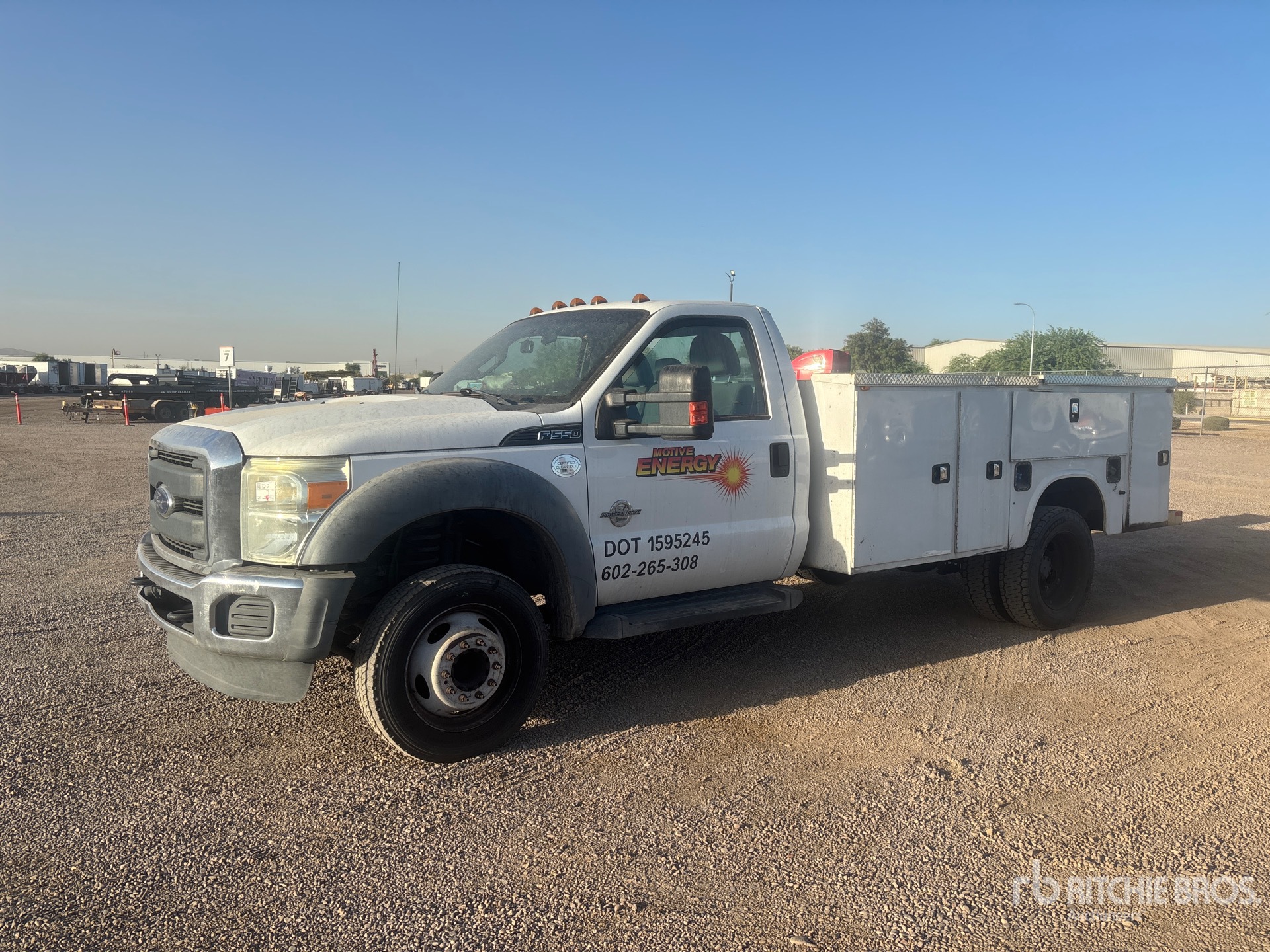 2016 Ford F-550 XL 4x2 Utility Truck
