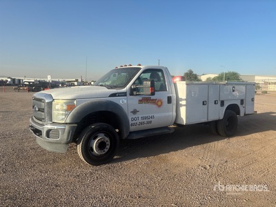 2016 Ford F-550 XL 4x2 Utility Truck