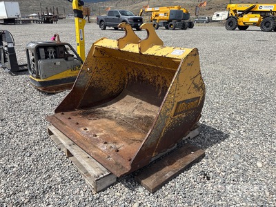 48 in Q/C Cleanup エクスカベーター用バケット - Fits John Deere 70G
