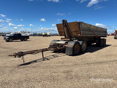 2006 26 ft Quad/A End Dump Trailer