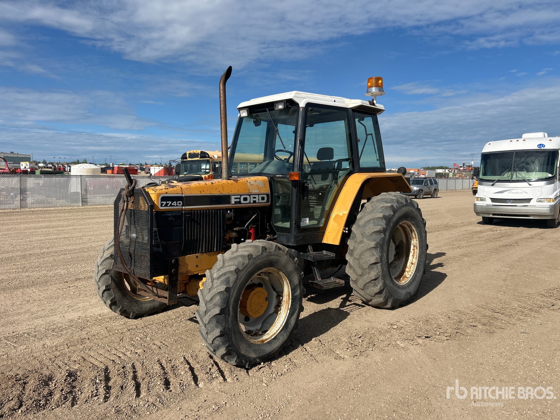 1993 Ford 7740SL 4WD Tractor