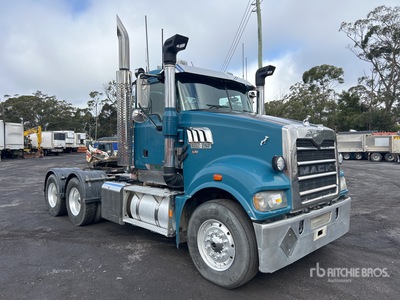 2011 Mack CMHT Trident 6x4 Tracteur routier
