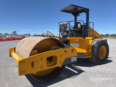 2013 Volvo SD110 Rodillo / Smooth Drum Compactor