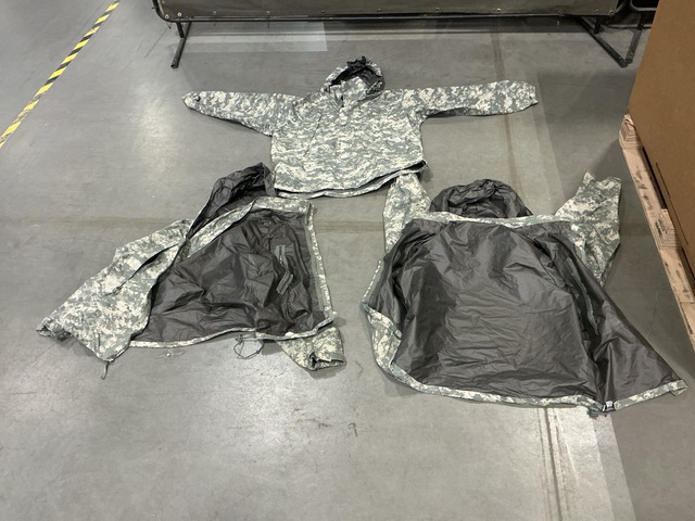 (55) Propper Wet Weather Jackets (55) Propper Wet Weather Jackets