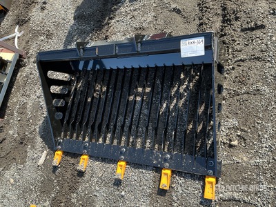 2026 GIYI GY-RB44 Mini Skid Steer Rock Bucket (Unused)