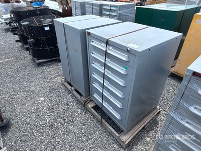 Quantity of (2) Pallets of Lyon 2 ft 6 in 6-Drawer Tool Cabinet