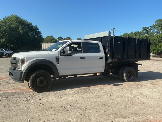 2018 Ford F-450 XL 4x2 Crew Cab Flatbed Truck
