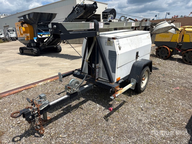 2014 Wanco WLT-4MK8K 240 W Light Tower