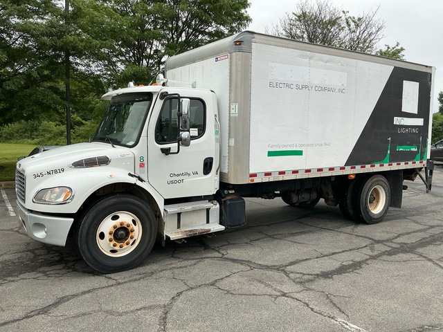 2014 Freightliner M2 106 4x2 Van Truck 2014 Freightliner M2 106 4x2 Van Truck
