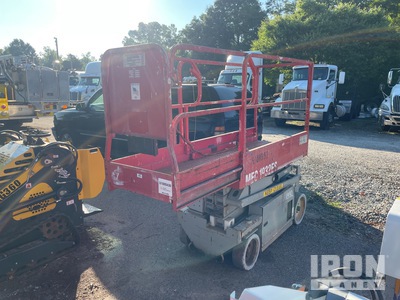 2000 MEC 1932ES Electric Scissor Lift
