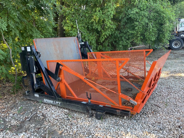 Speed-Lift SL 6000-BAFR NF EB-62 Electric Dock Lift