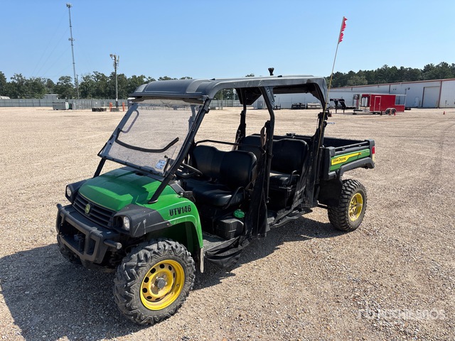 2023 John Deere Gator 4x4 Utility Vehicle
