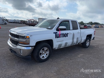 2018 Chevrolet Silverado 1500 4x4 Extended Cab Pickup