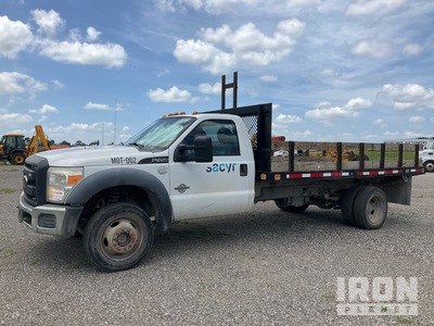 2014 Ford F-450 Super Duty 4x4 Flatbed Truck