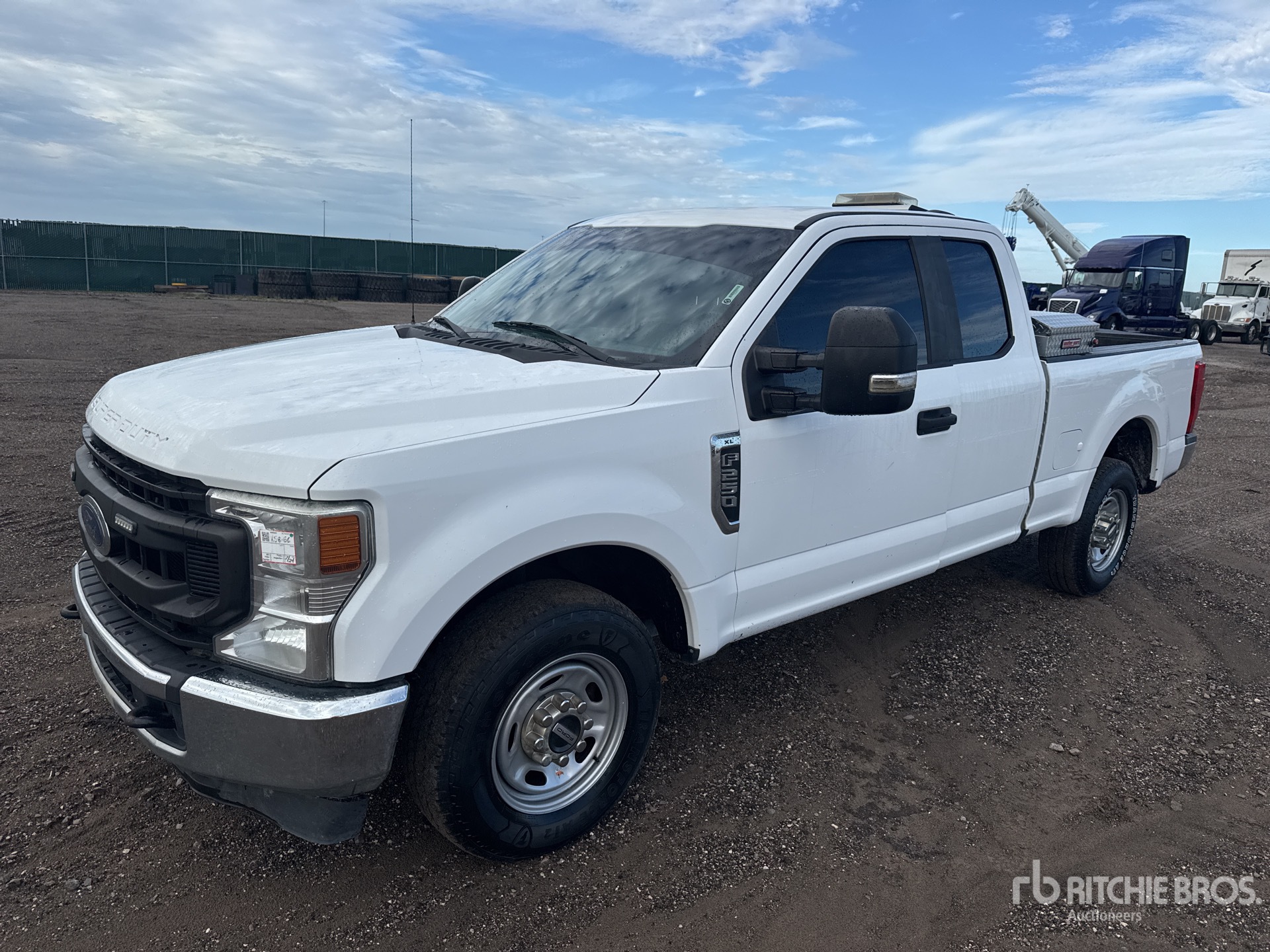 2020 Ford F-250 4x2 Extended Cab Pickup