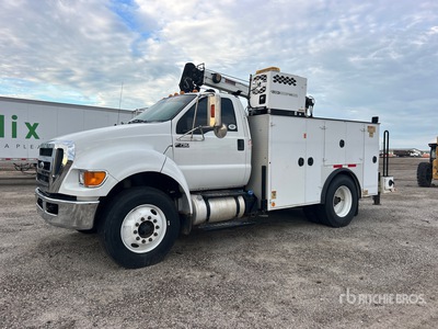 2015 Ford F-750 XLT 4x2 Camion de service
