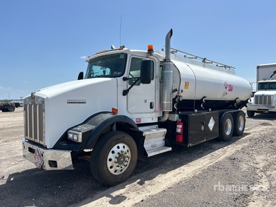 2007 Kenworth T800 6x4 Fuel Truck