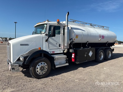 2007 Kenworth T800 6x4 Camion citerne de carburant