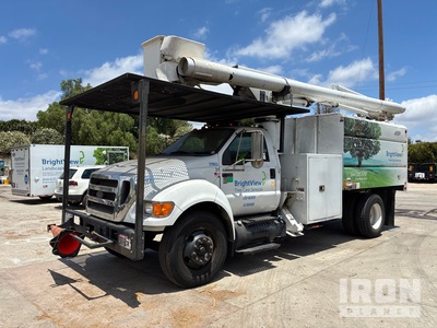 2014 Altec LR756 56 ft on 2013 Ford F-750 XL 4x2 Forestry Chipper Body Bucket Truck