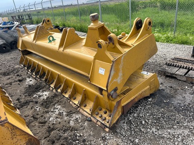 153 in Cushion Ostrze spycharki - Fits Cat D8R