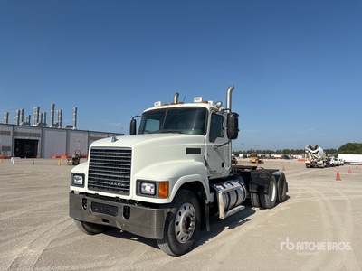2015 Mack CHU613 6x4 T/A Day Cab Truck Tractor