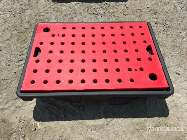 2026 AM Tank 32 gal Spill Containment Tank (Unused)