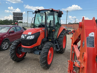 2015 Kubota M7060 - HDC 4WD Utility Tractor (Inoperable)