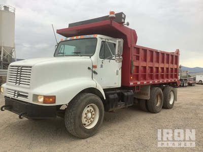 2002 International 2674 6x4 T/A Dump Truck