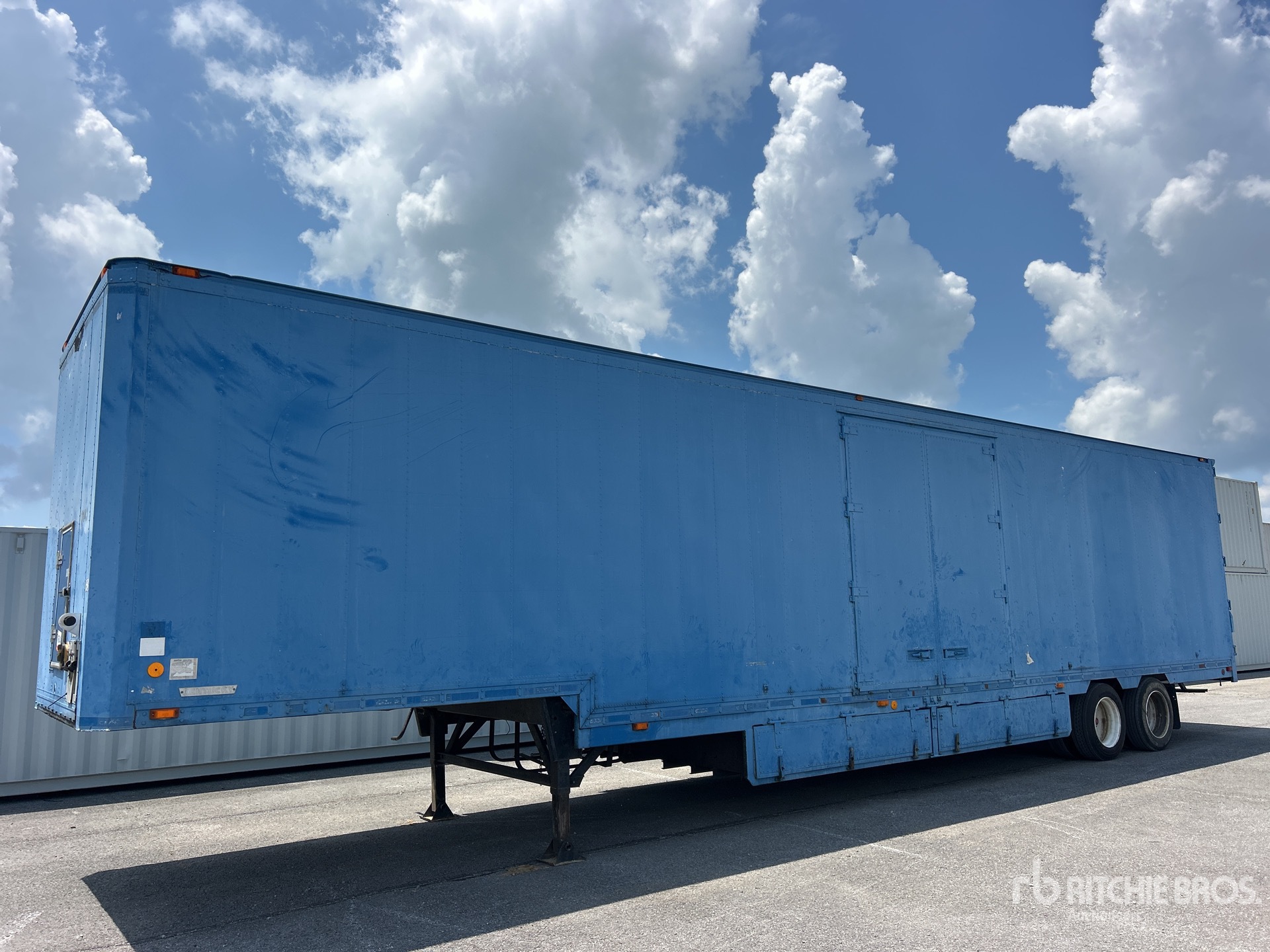 1986 Kentucky 48 ft x 102 in T/A Van Trailer