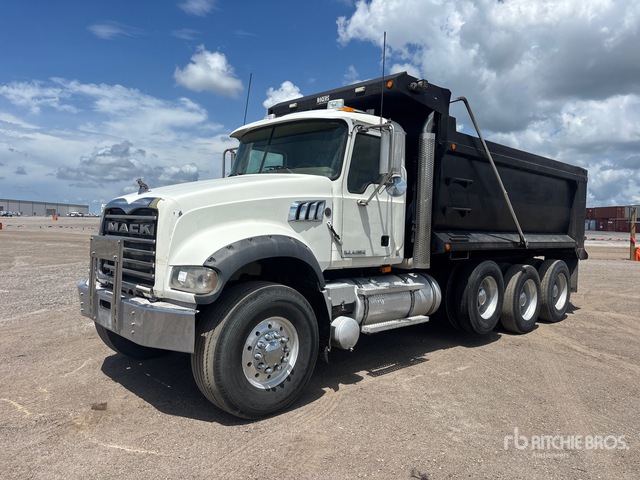 2008 Mack GU713 8x4 Tri/A Dump Truck