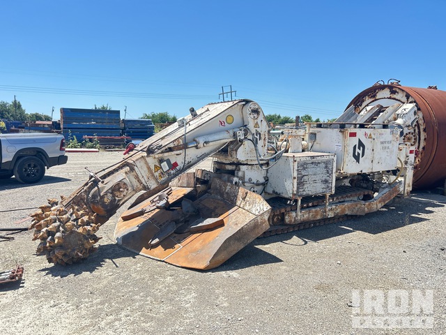 Antraquip AQM150-HR Electro-Hydraulic power system ranging from 205 to 264 kw. Roadheader
