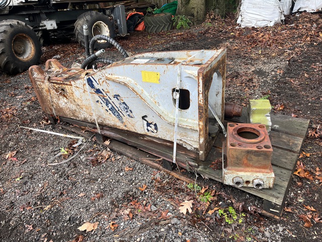 Furukawa FX275QTV Hydraulic Breaker
