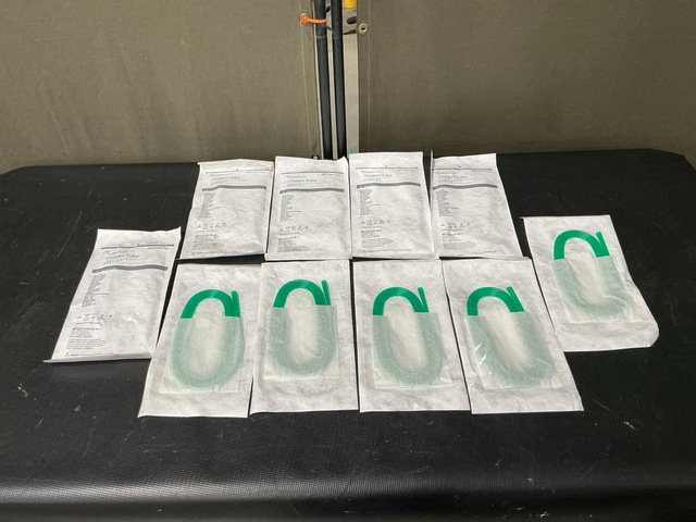 (31) Packages of Cardinal Health 8888230425 Oxygen Tubes