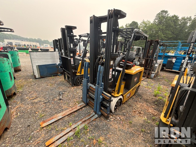 2020 Cat EC25EN3 3100 lb Electric Forklift