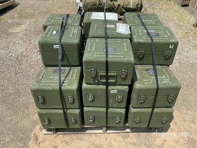 (25) Shipping & Storage Cases
