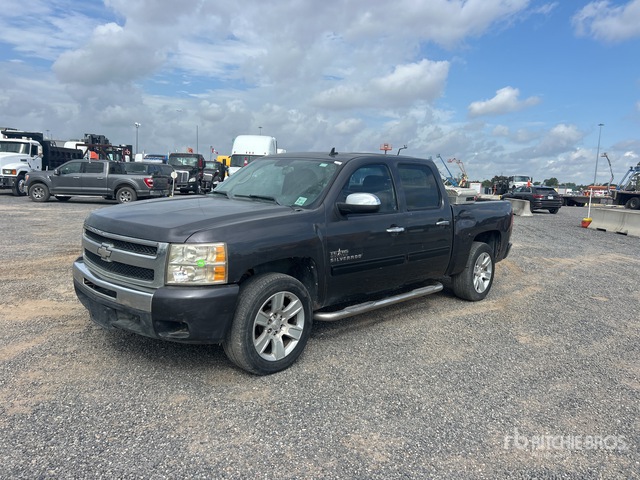 2011 Chevrolet Silverado 1500 LT 4x2 Crew Cab Pickup