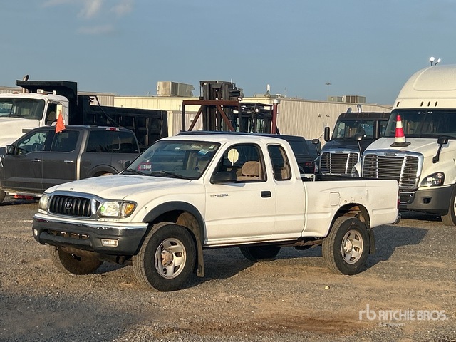 2003 Toyota Tacoma SR5 4x2 Extended Cab Pickup