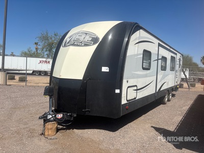 2016 Forest River 24 ft T/A عربة سفر