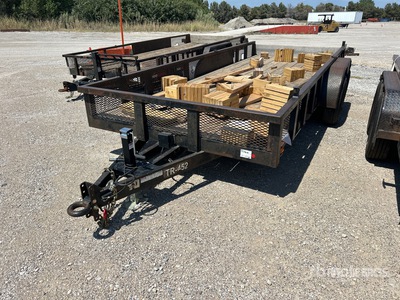 2004 18 ft T/A Utility Trailer