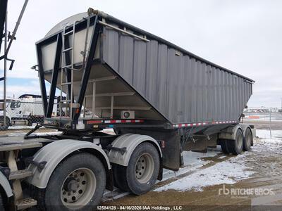 2020 Doepker Grain Trailer