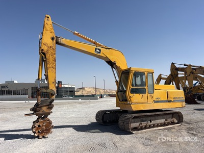 1985 John Deere 690C Pelle Hydraulique sur Chenilles