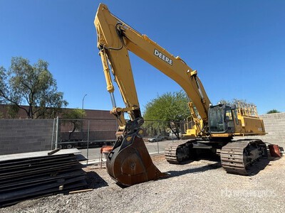 2005 John Deere 800C Tracked Excavator