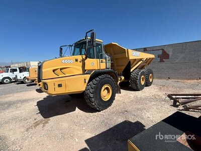 2006 John Deere 400D Articulated Dump Truck