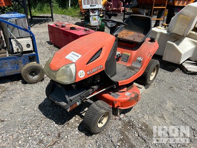 Kubota T1570a 4x2 Ride-On Lawn Mower (Inoperable)