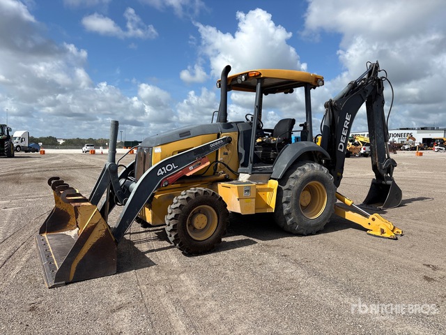 2017 John Deere 410L 4x4 Backhoe Loader