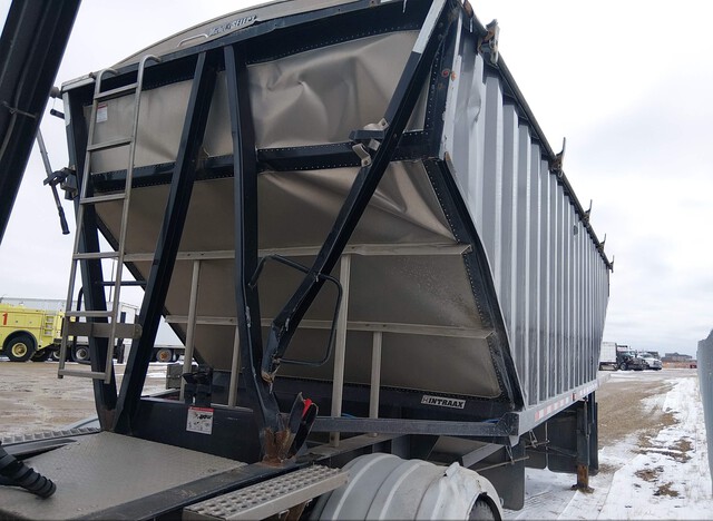 2020 Doepker Grain Trailer 2020 Doepker Grain Trailer