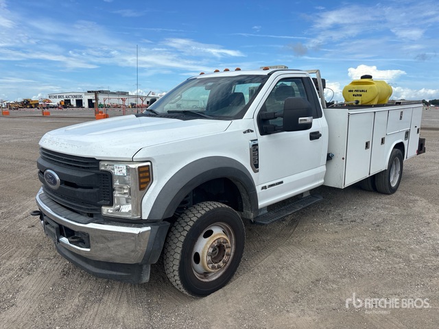 2019 Ford F-550 4x4 Utility Truck